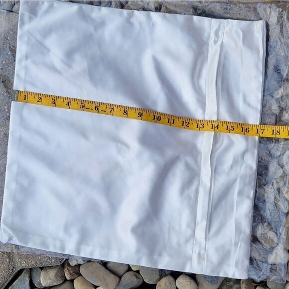 Bulldog Pillow Cover - Picture 7 of 7